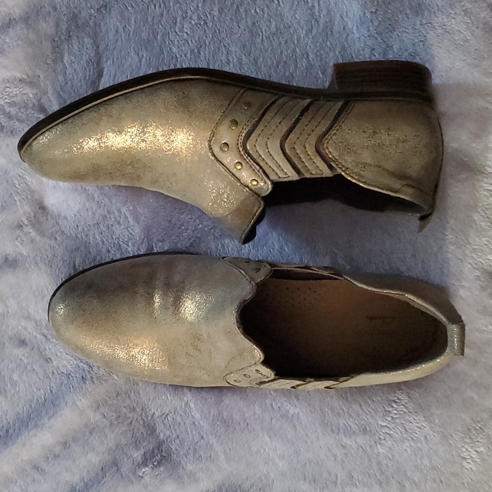 Clark's, Woman's Casual Flats Gold Tone